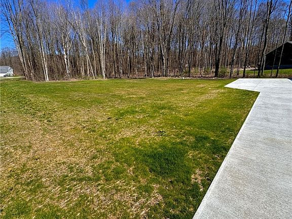 4th image of 13010 E Point Dr