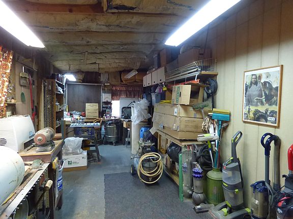 4th image of 8058 N Lufkin Dr