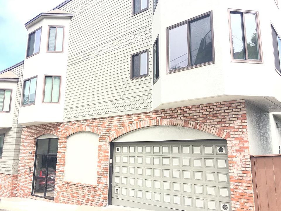 1st image of 401 Grand View Ave APT 2