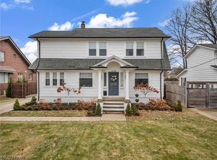4190 Wooster Rd, Rocky River, OH 44116