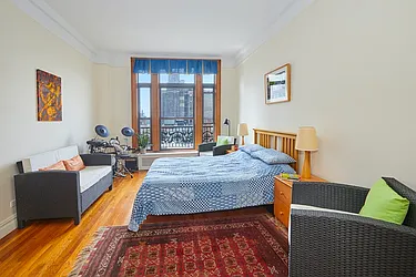 Rented by Brown Harris Stevens