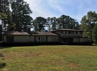 6461 Woodrow Rd, Lithonia, GA 30038