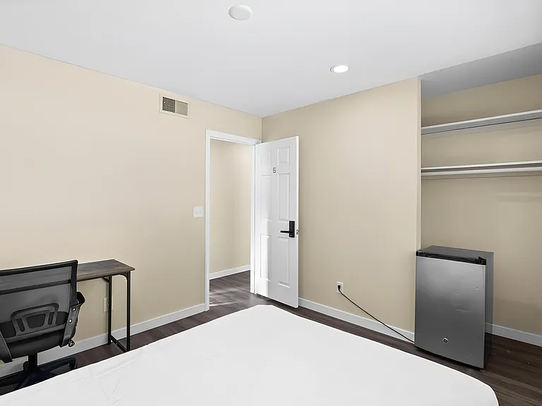 Comb Cir — Photo 3