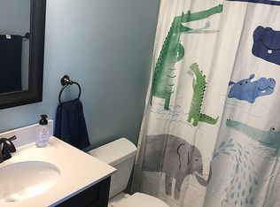 4640 Theresa Ln, Niagara Falls, NY 14305