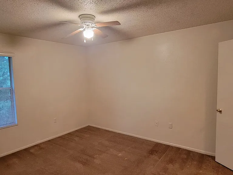 635 Buoy Ln #304 — Photo 22