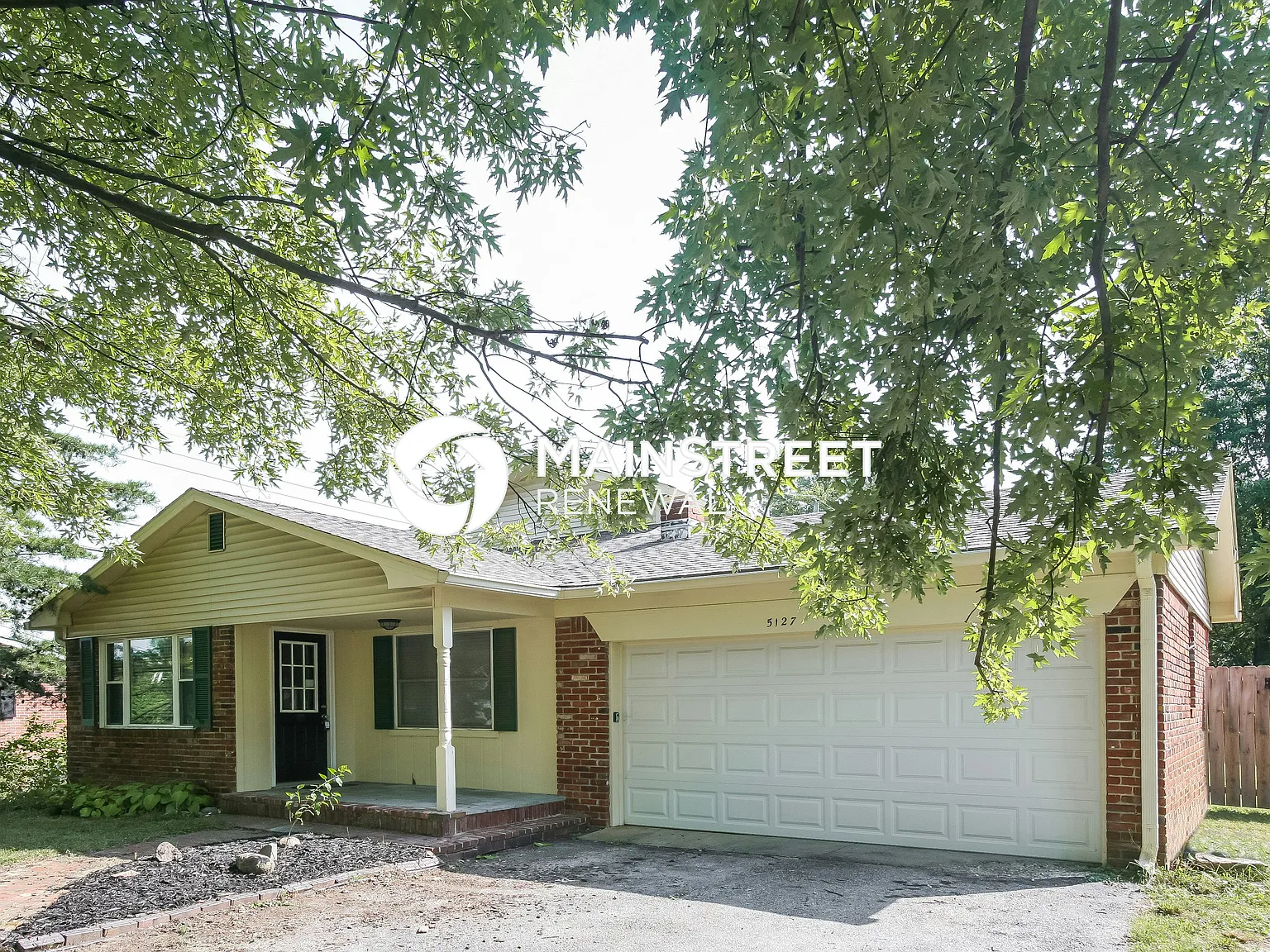 5127 Victoria Rd — Photo 2