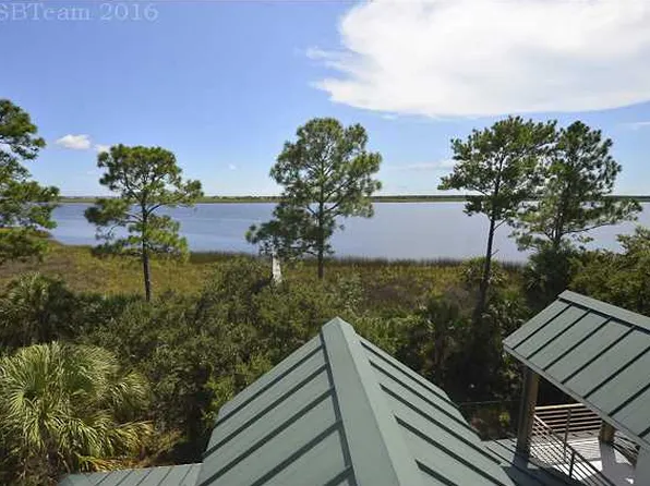 691 Chason Rd, Eastpoint, FL 32328