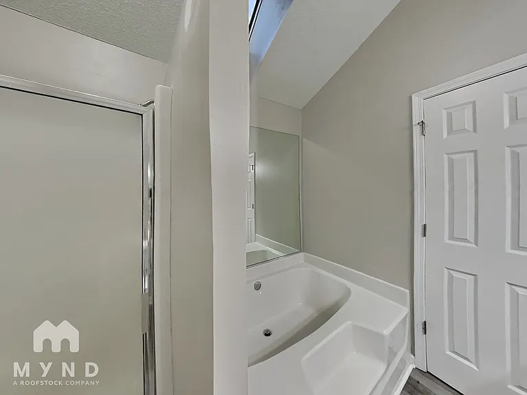 215 Shamrock Way — Photo 15