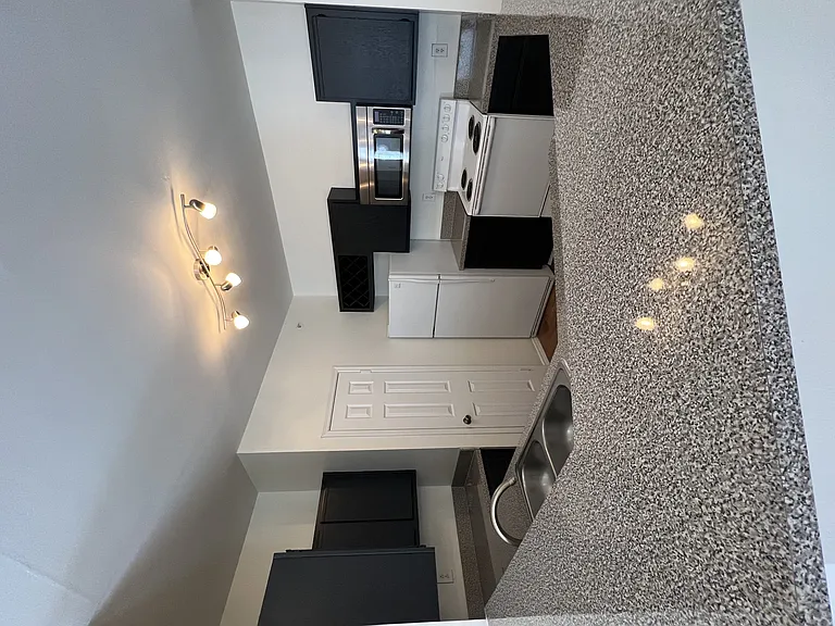 Wesley St. James Apartments at Sandy Springs — Photo 136