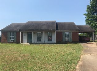 6458 Farley Dr E, Olive Branch, MS 38654