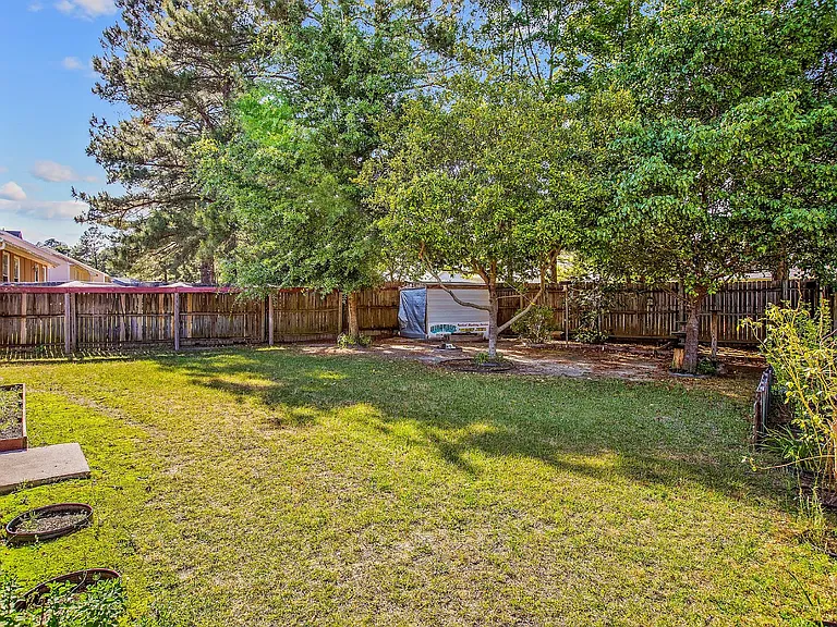 9533 Gooden Dr — Photo 25