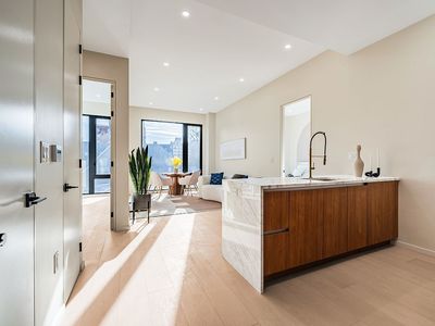 31-16 21st St Unit Ph1c, Astoria, NY, 11106