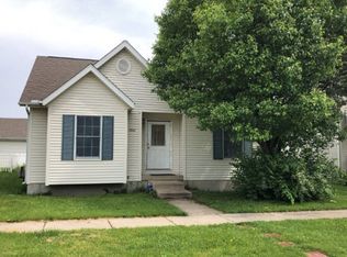 1002 Perry Ln, Normal, IL 61761