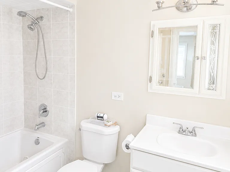 9450 Greenbriar Dr #2C3 — Photo 7