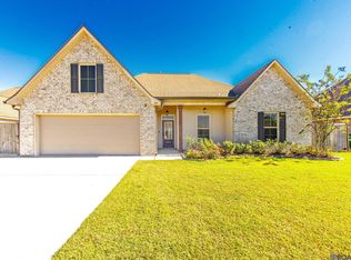 219 King George Dr, Thibodaux, LA 70301