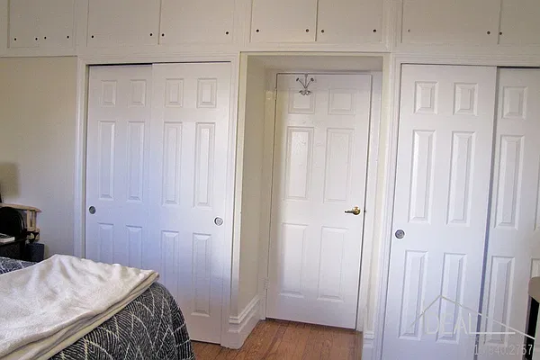 Rented by Ideal Properties Group | media 4