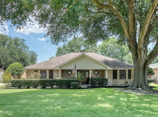 1714 N 29th St, Nederland, TX 77627