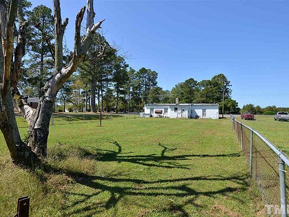 4th image of 5032 N Salemburg Hwy