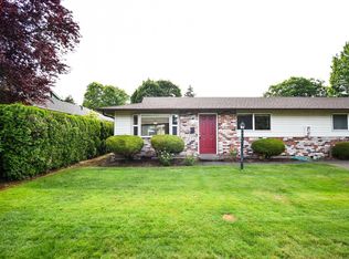 915 NE 90th Ave #0, Portland, OR 97220