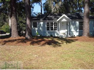 1202 Madrid Ave, Savannah, GA 31406