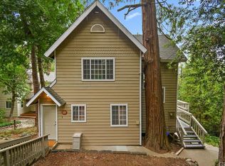733 Woodland Rd, Crestline, CA 92325
