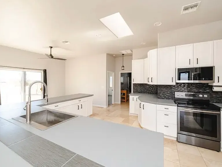10563 N Garrett Dr — Photo 21