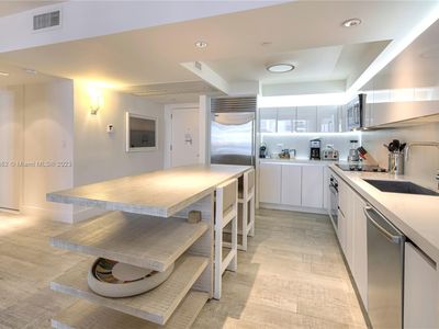102 24th St APT 1202, Miami Beach, FL, 33139