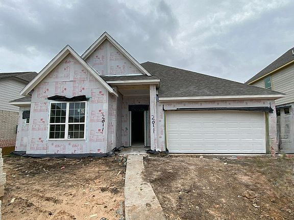Construction progress - 2011 Meteor Falls Drive