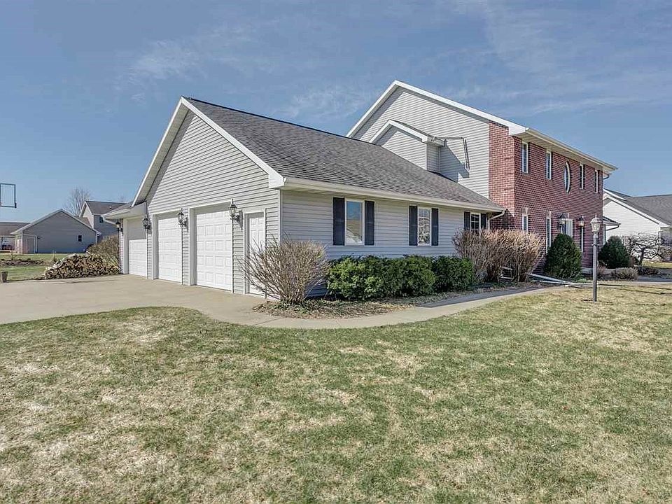 Here's the opportunity to own your dream home!