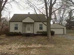 405 E Lancaster St, Washington, IL 61571