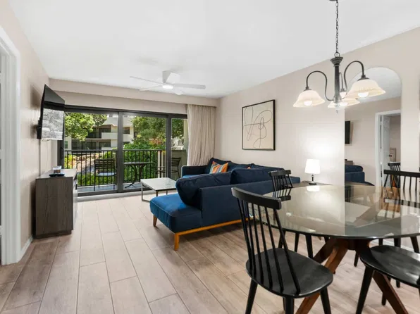 600 Neapolitan Way, Naples, FL