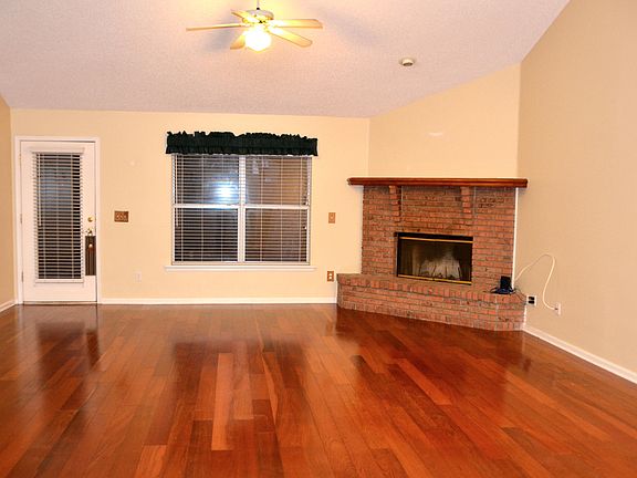3rd image of 4539 W Beacon Drive