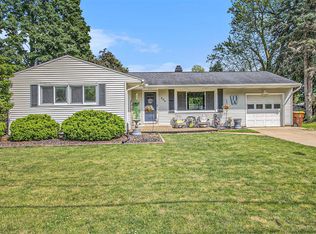 506 East Dr, Marshall, MI 49068