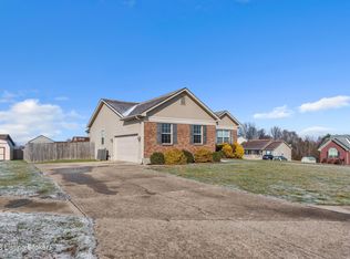 109 Gentry Crossings Ct, Mount Washington, KY 40047