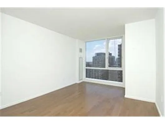 Rented by Douglas Elliman | media 26