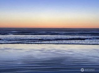 12 Chabot Rd, Copalis Beach, WA 98535