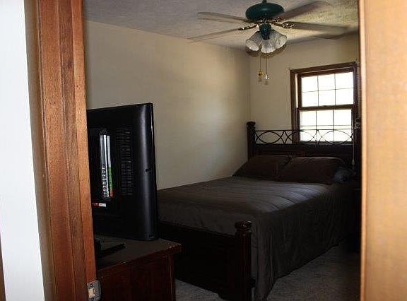 2nd image of 1020 William Ave
