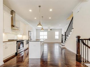 16 Lochurst Ln, Roswell, GA 30076