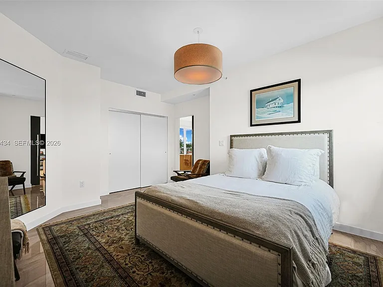 1900 SE 2nd St #301 — Photo 30