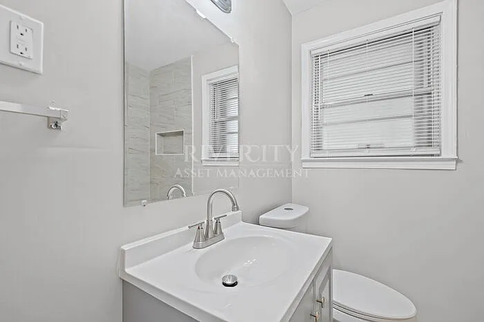 3975 Bishops Bridge Rd — Photo 16