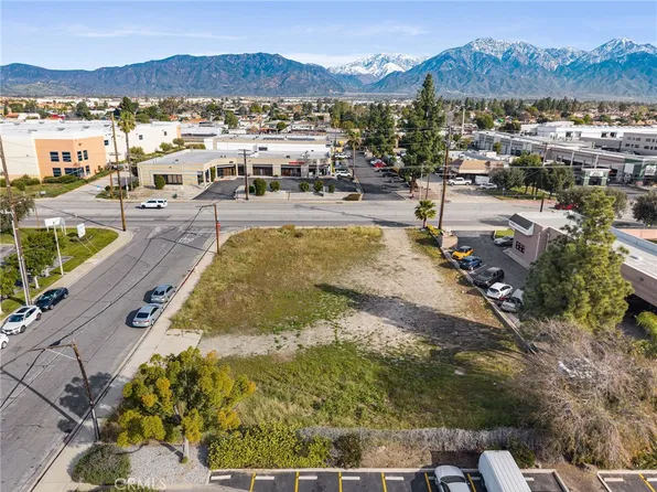 5455 Arrow Hwy, Montclair, CA 91763