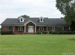 181 Beech Brook Ln, Statesville, NC 28625