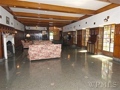 2nd image of 21 N Chatsworth Ave APT 7L