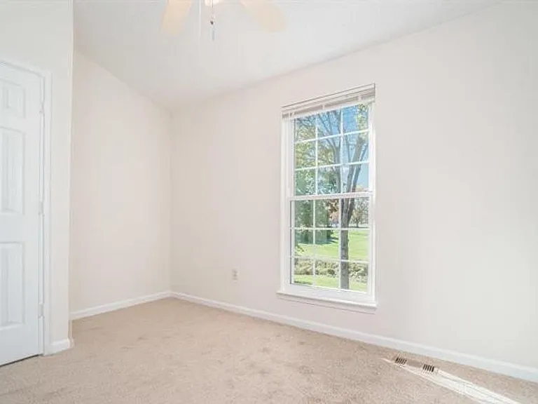 13116 Holly Leaf Ct — Photo 22