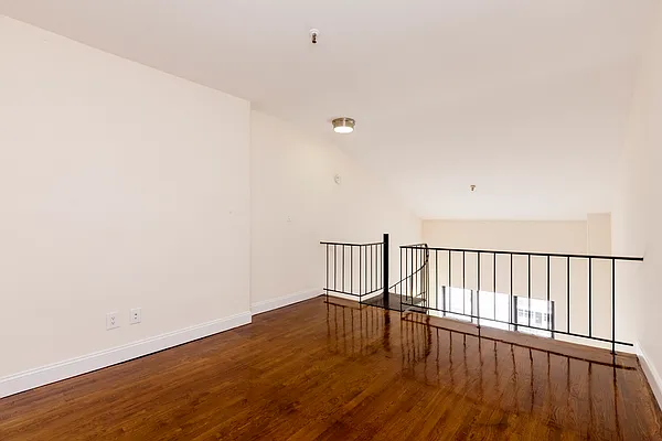 Rented by Mirador Real Estate | media 4