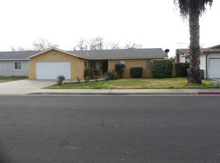 128 W Indianapolis Ave, Clovis, CA 93612