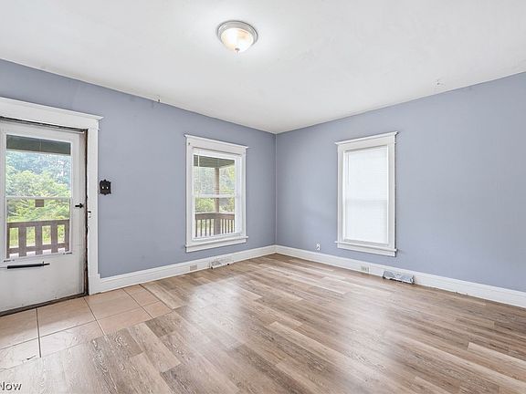 5th image of 268 N Adams St