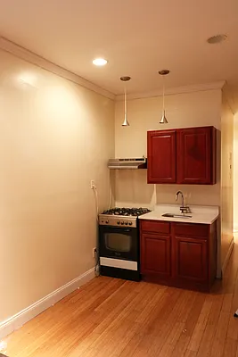 Rented by Nooklyn NYC LLC | media 22