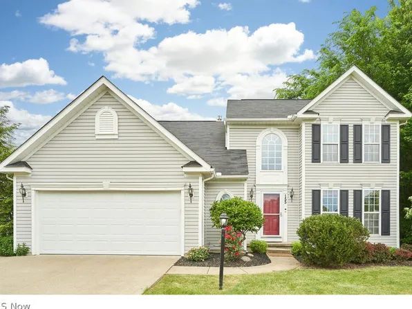 155 Creekledge Ln, Akron, OH 44321