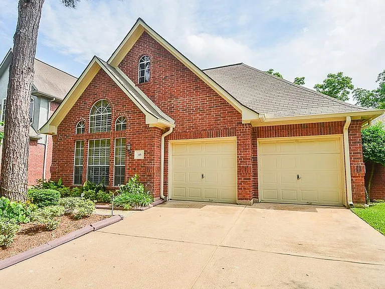 46 Grants Lake Cir — Photo 1